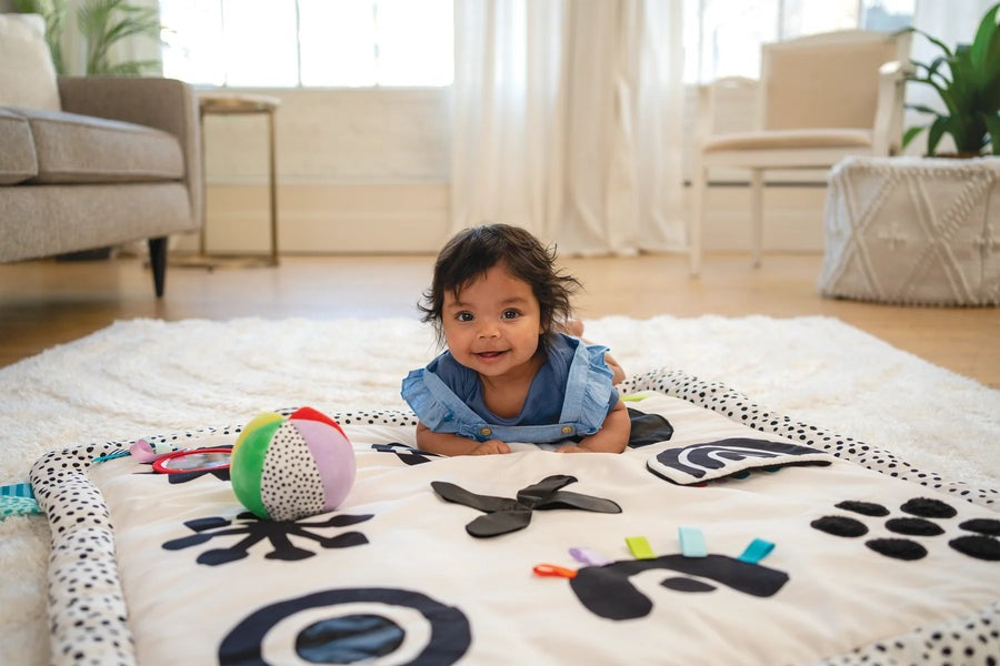 Manhattan Toy Seek & Explore Mat