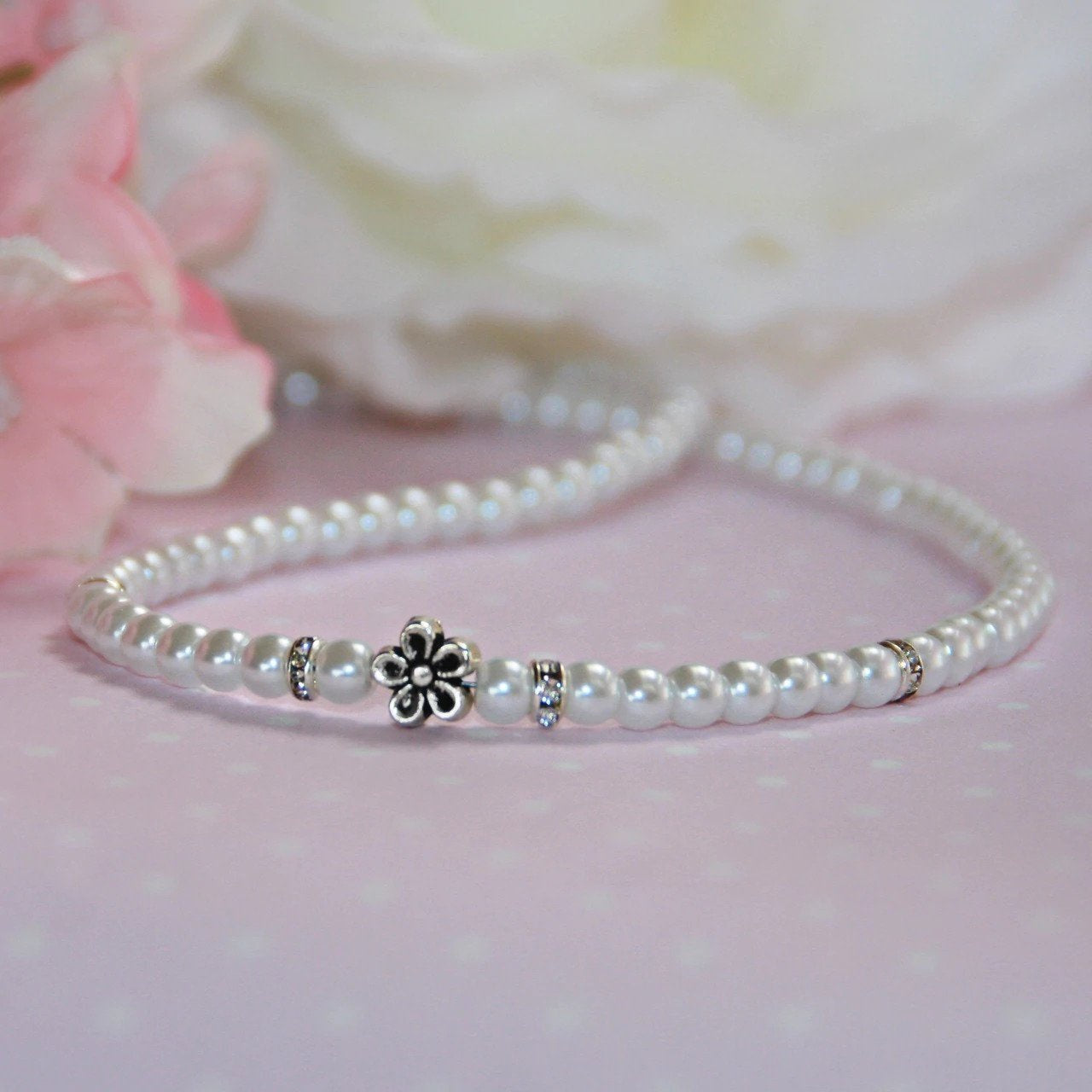 Collectables 14" Flower Pearl Necklace CJ-529