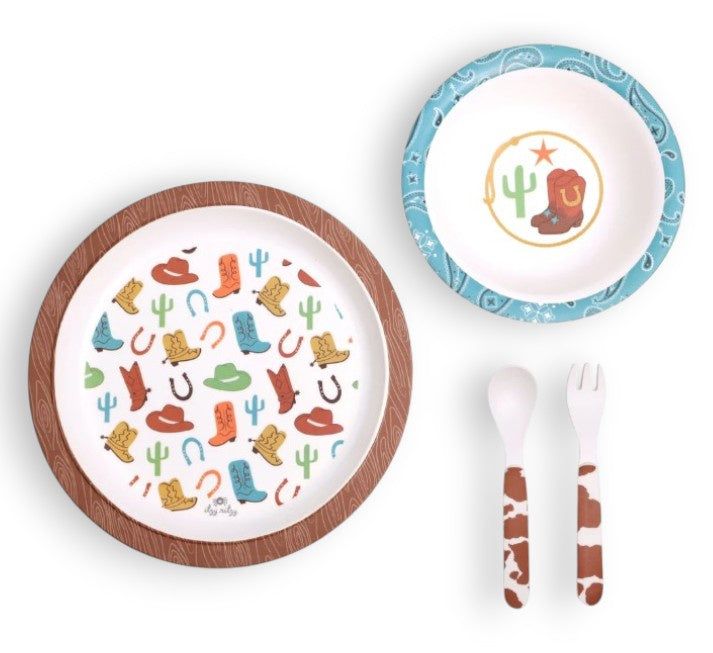 Itzy Ritzy Itzy Bistro- 4 piece dining set