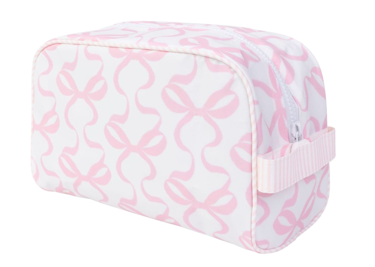 Apple of My Isla Dopp Kit